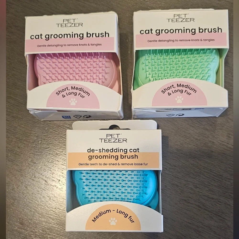 3 Pet Teezer Cat Grooming Brushes (Green, Pink and Blue)